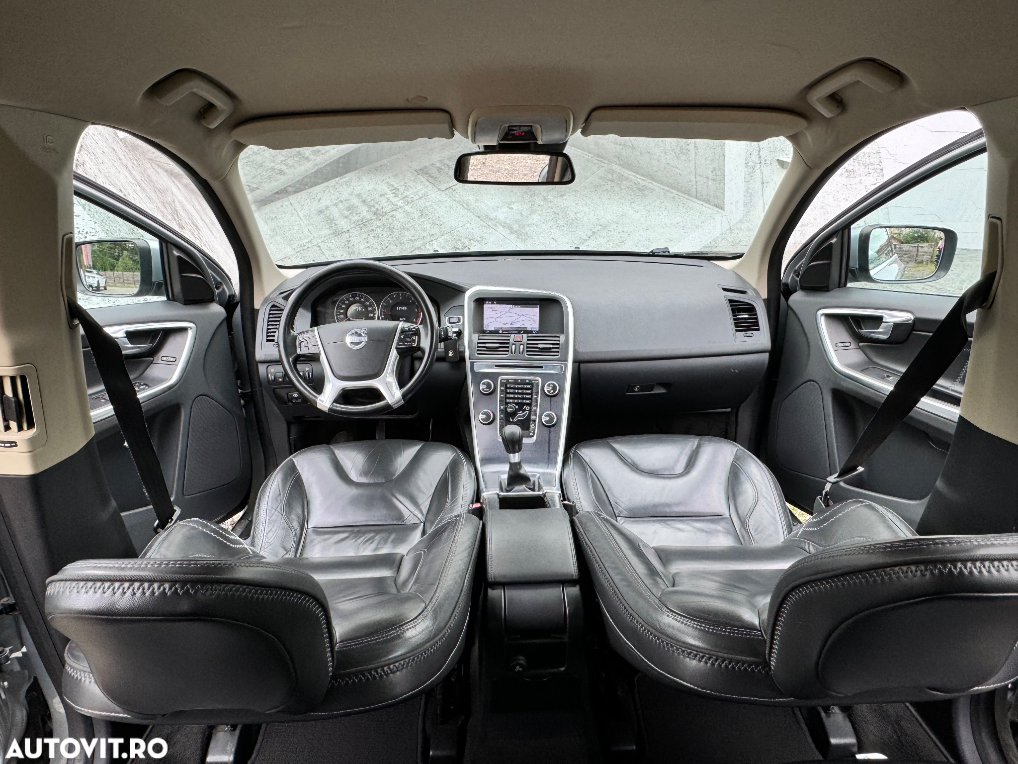 Volvo XC 60 D3 AWD Ocean Race - 19