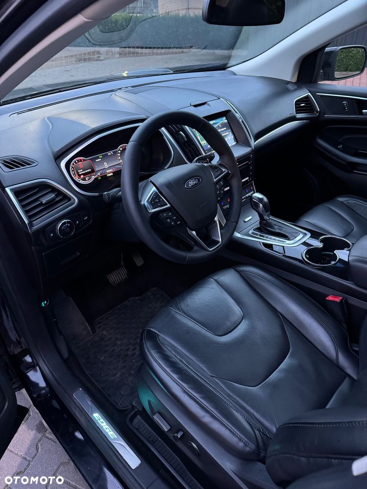 Ford Edge - 9
