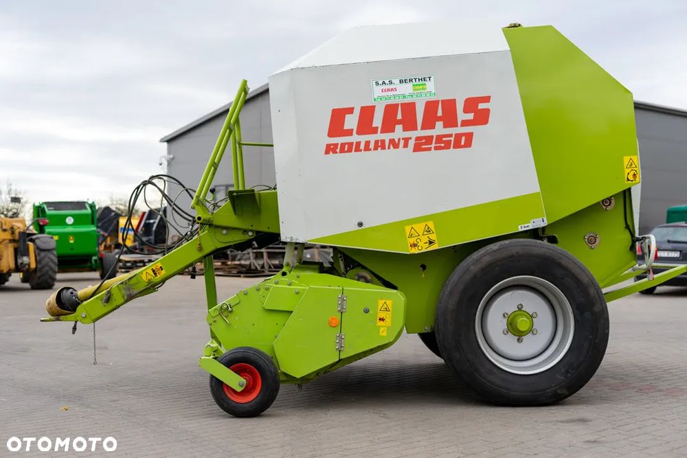 Claas CLAAS ROLLANT 250 Stan Idealny Posiadam wiele maszyn Prasa Ciągnik Rozrzutnik - 3