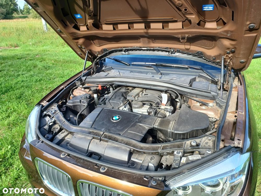 BMW X1 sDrive18i xLine - 10