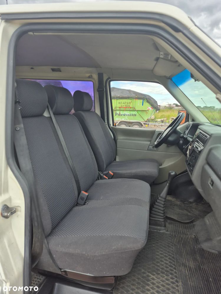 Volkswagen Transporter - 8