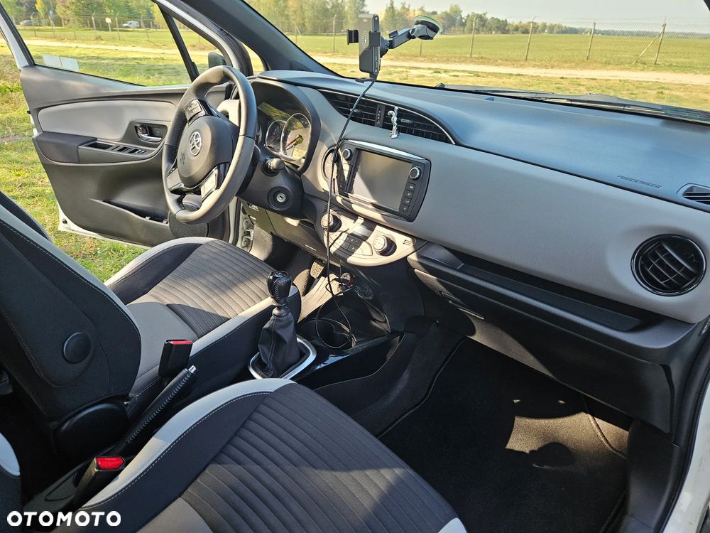 Toyota Yaris - 22