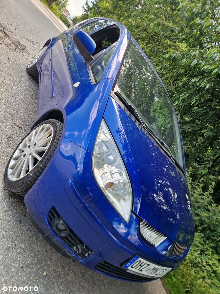 Mitsubishi Colt - 18