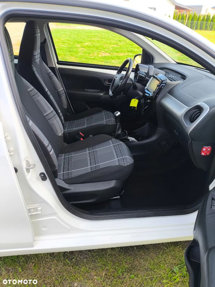 Peugeot 108 PureTech 82 Allure - 15