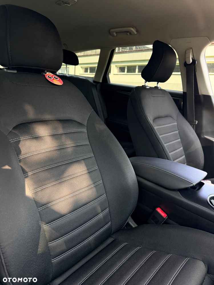 Ford Mondeo - 21