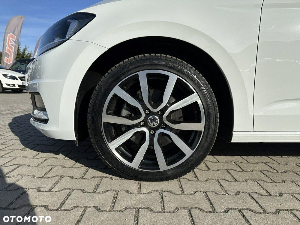 Volkswagen Touran 2.0 TDI BMT Comfortline Plus DSG - 9