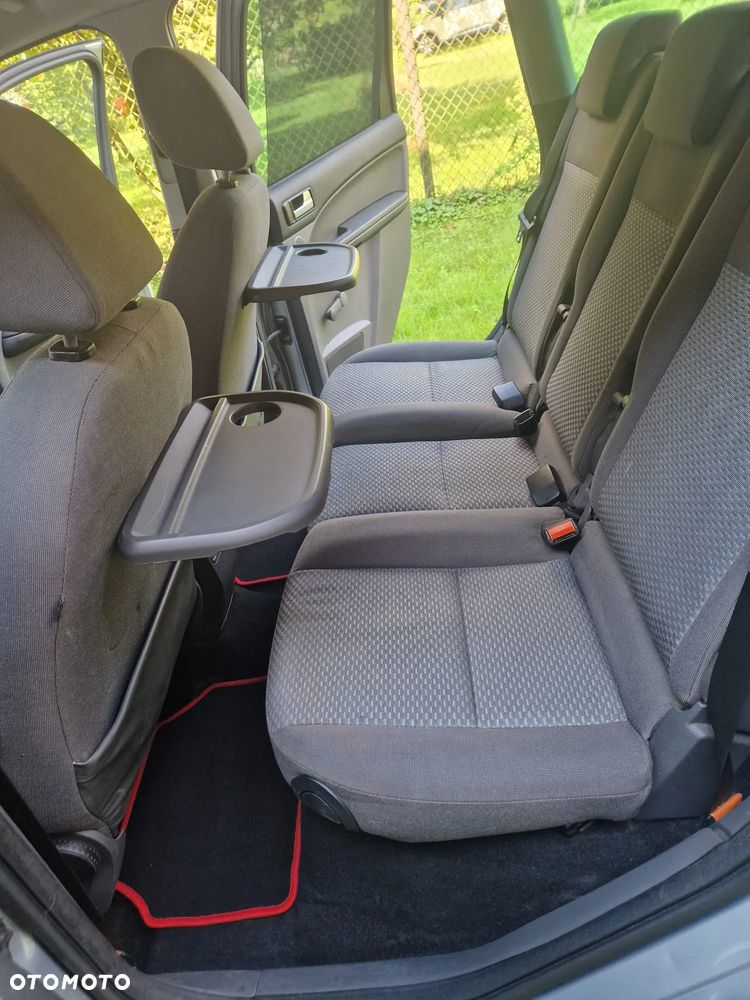 Ford Focus C-Max - 21
