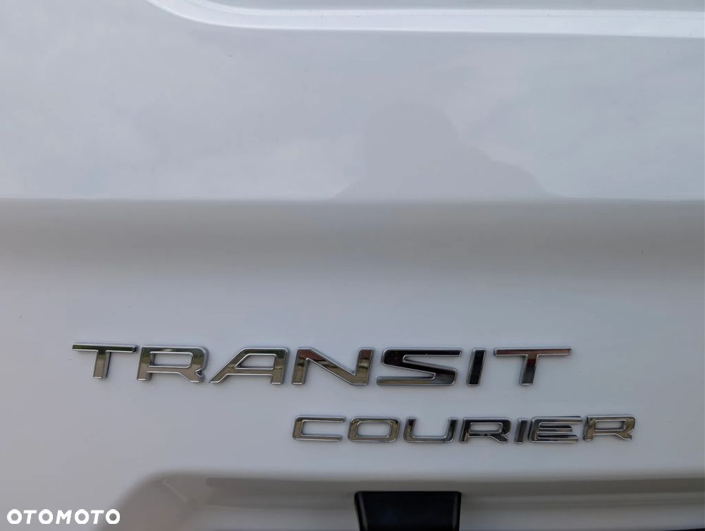 Ford TRANSIT COURIER - 30