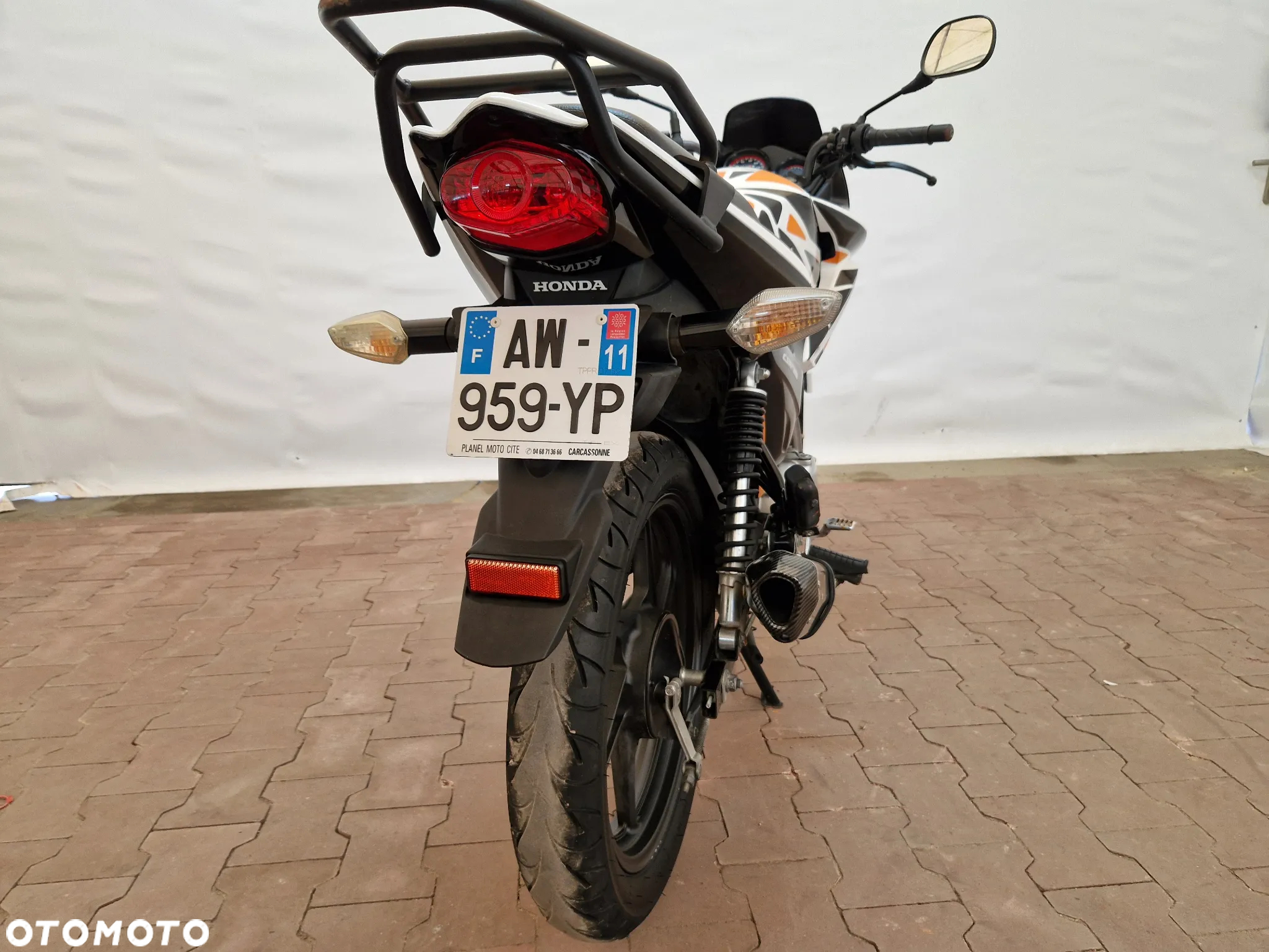 Honda CBF - 22