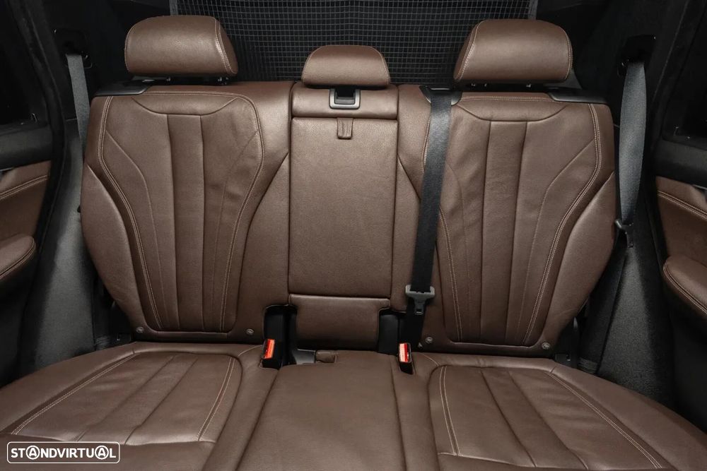 BMW X5 25 d xDrive Pack M - 26