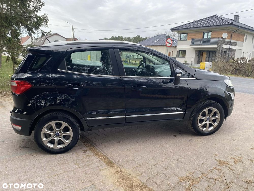 Ford EcoSport - 4