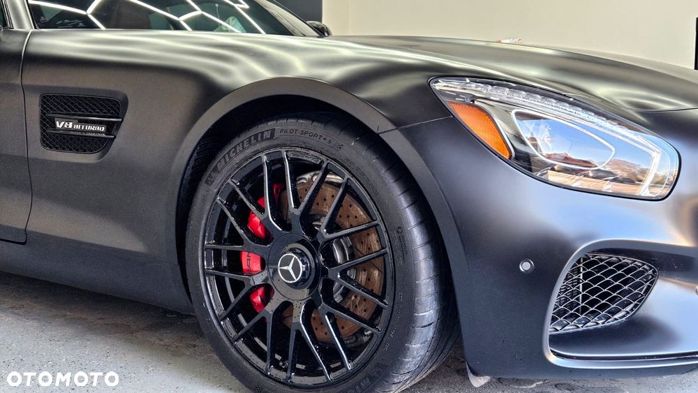 Mercedes-Benz AMG GT - 12