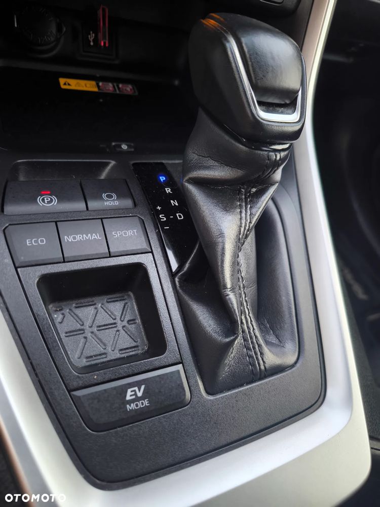 Toyota Rav4 2024 photo 3