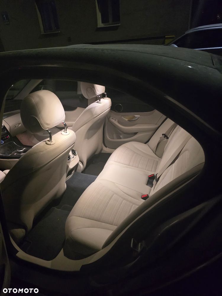 Mercedes-Benz Klasa C 200 (BlueTEC) d 7G-TRONIC - 17