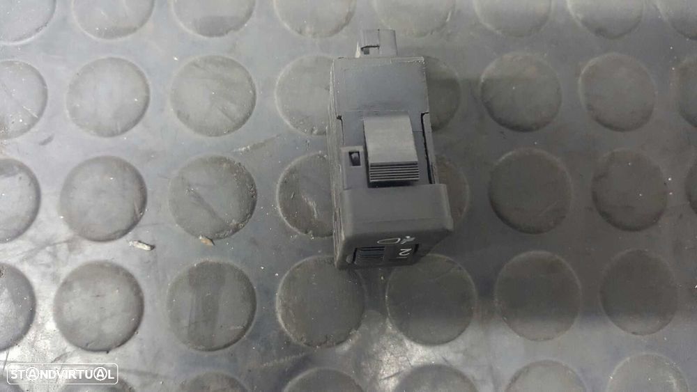 CONTROLE DE AJUSTE DE LUZES PEUGEOT 207 X-LINE - 4