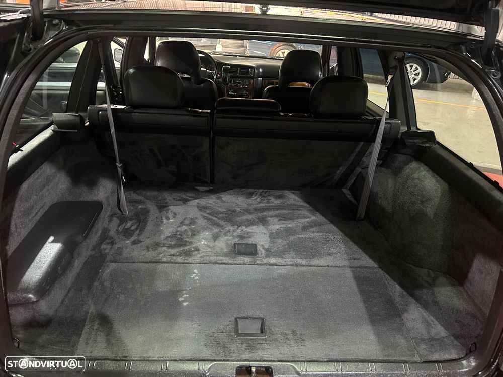 Volvo V70 2.0 T - 24