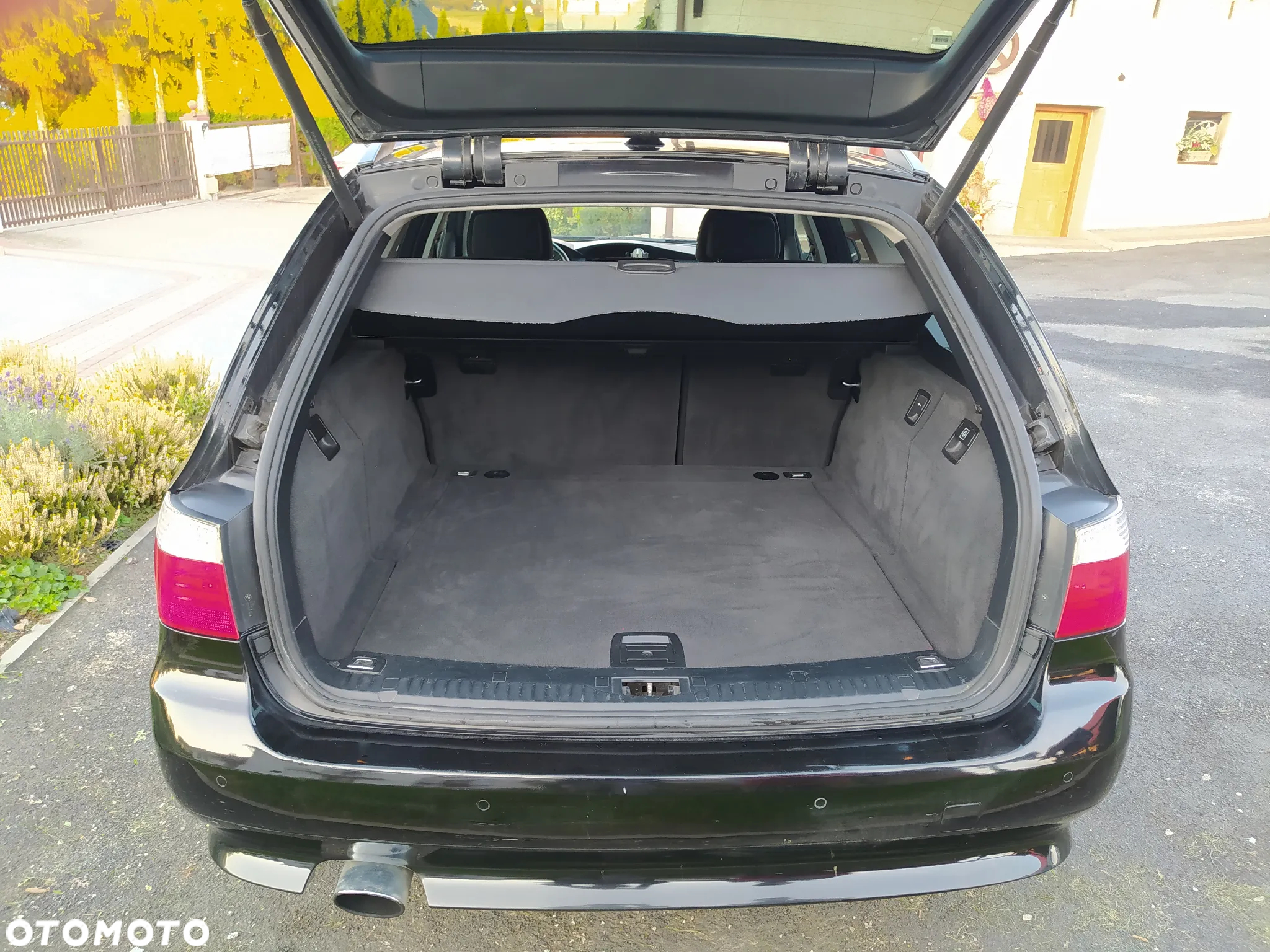 BMW Seria 5 520d Touring - 11