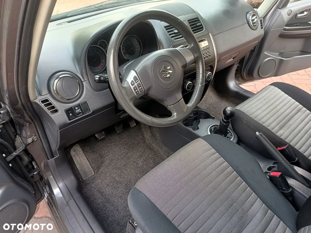 Suzuki SX4 - 13