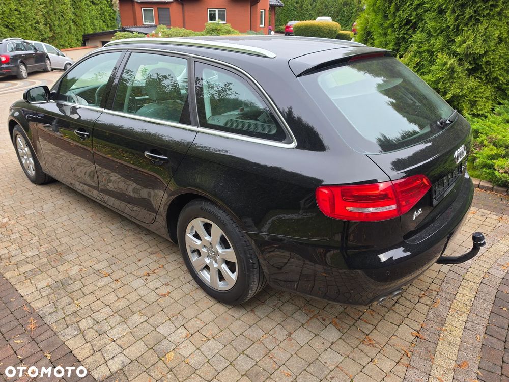 Audi A4 Avant 2010 photo 3