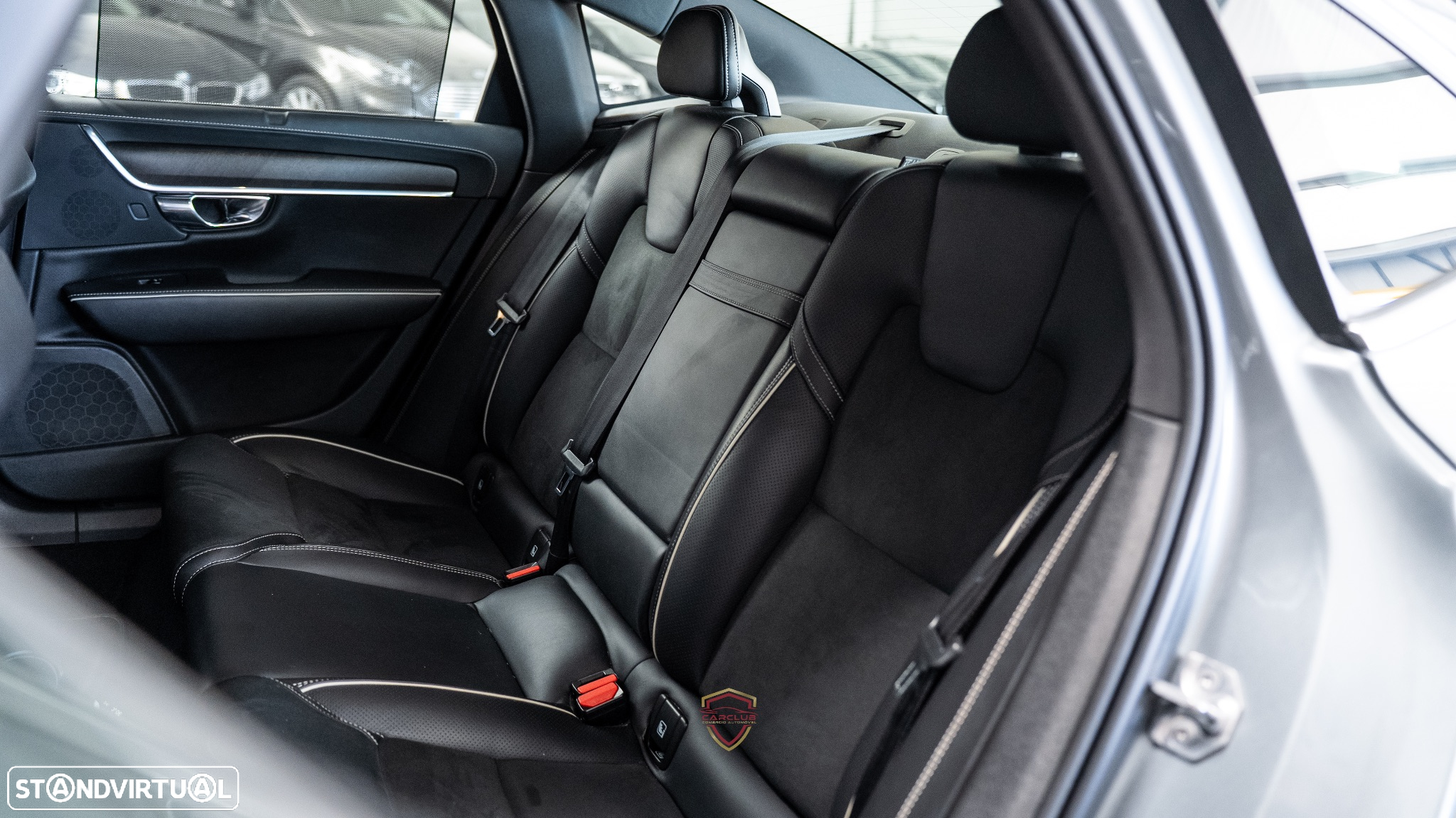 Volvo S90 2.0 T8 R-Design AWD Geartronic - 46