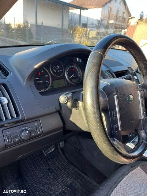 Land Rover Freelander 2 2.2L SD4 - 14
