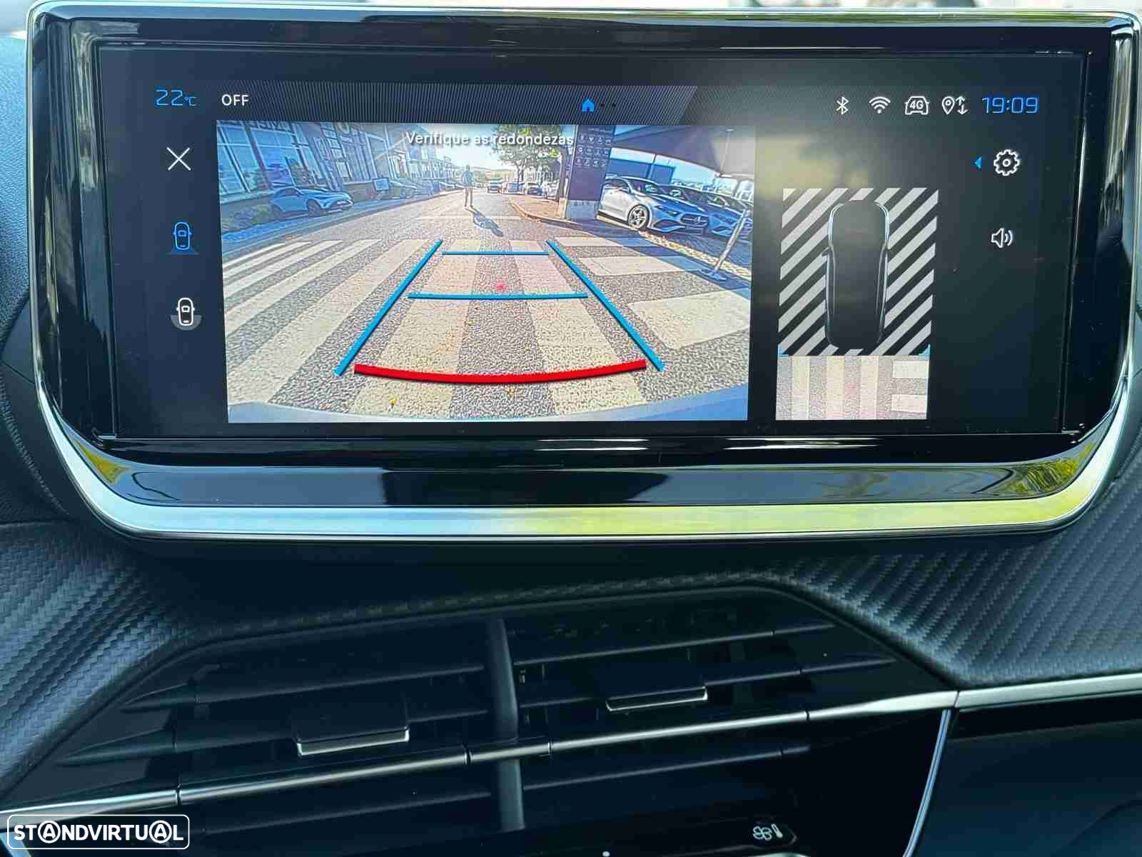 Peugeot e-2008 54 kWh Active - 14