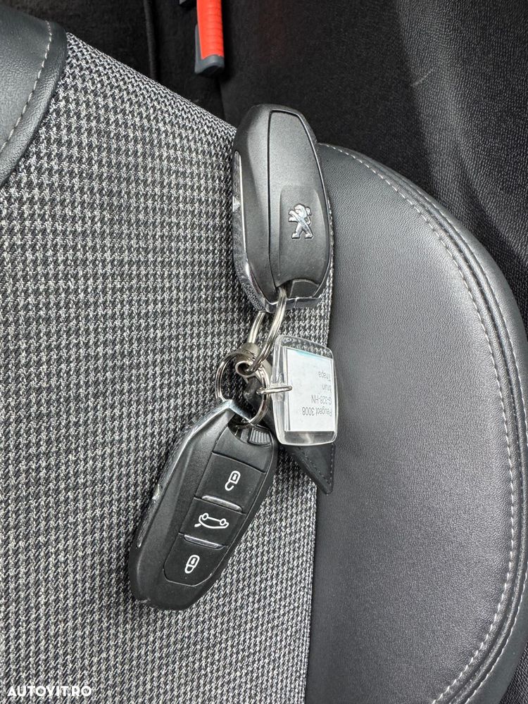 Peugeot 3008 PureTech 130 Stop & Start GPF EAT8 Active Business-Paket - 19