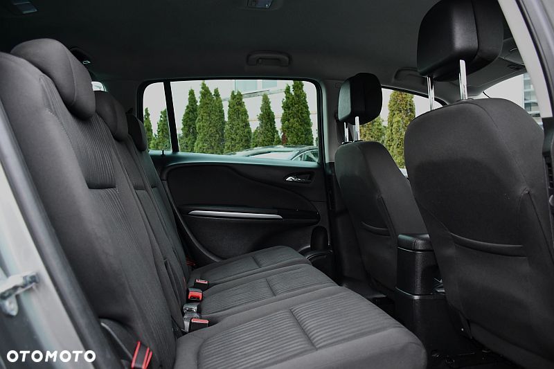 Opel Zafira Tourer 1.4 Turbo Sport - 23
