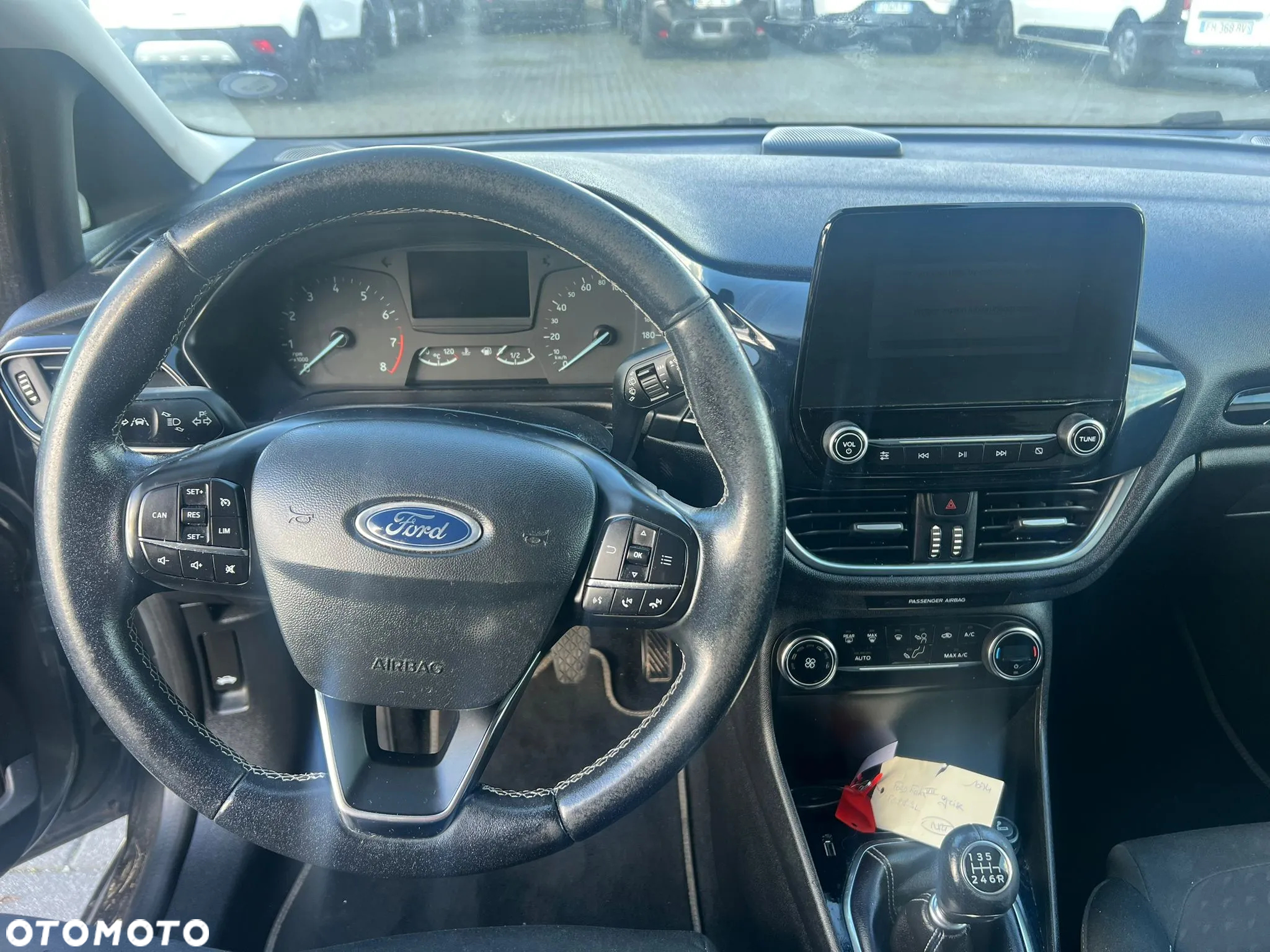 Ford Fiesta - 10