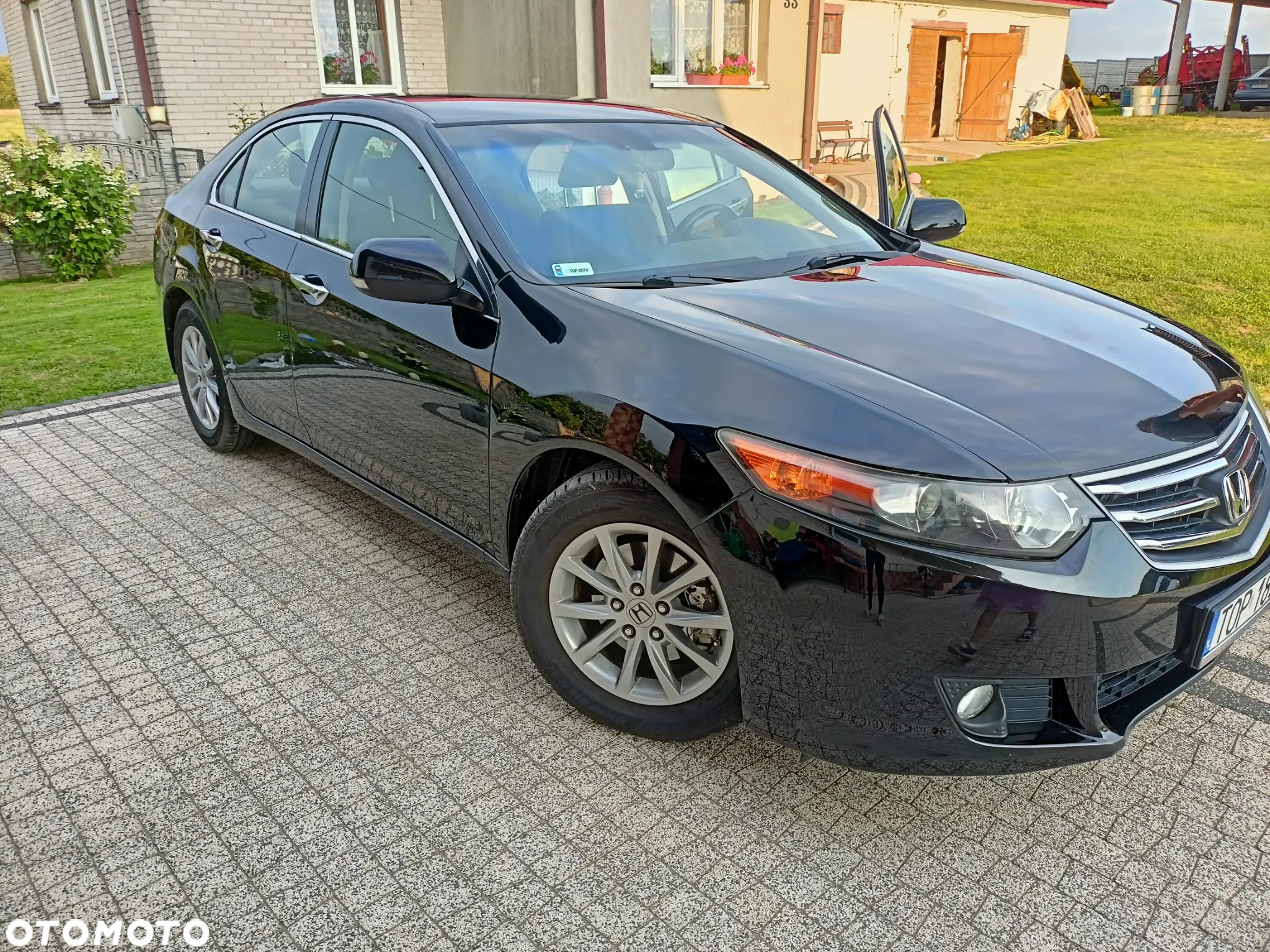 Honda Accord - 2