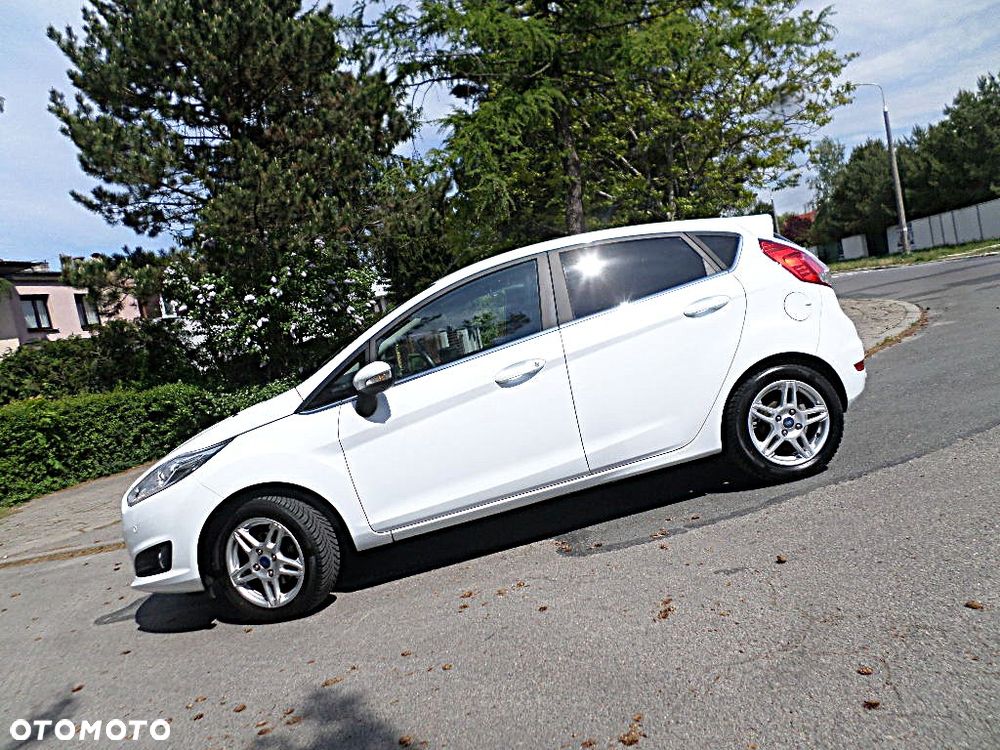 Ford Fiesta 1.25 Titanium EU5 - 5