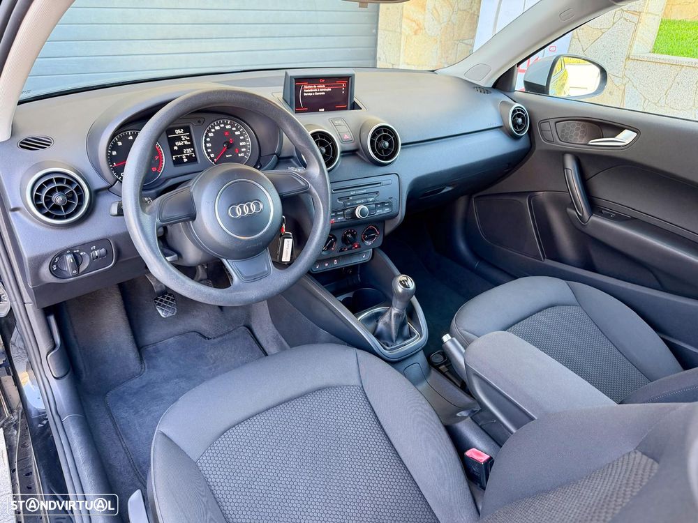 Audi A1 1.2 TFSi Advance - 8