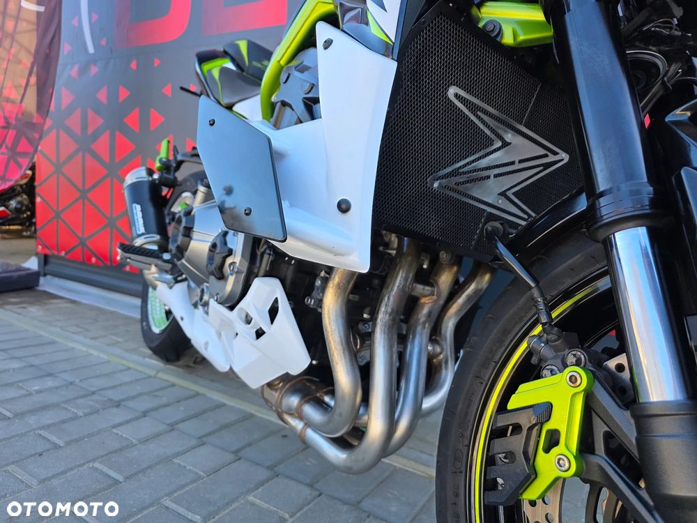 Kawasaki Z 900 - 25
