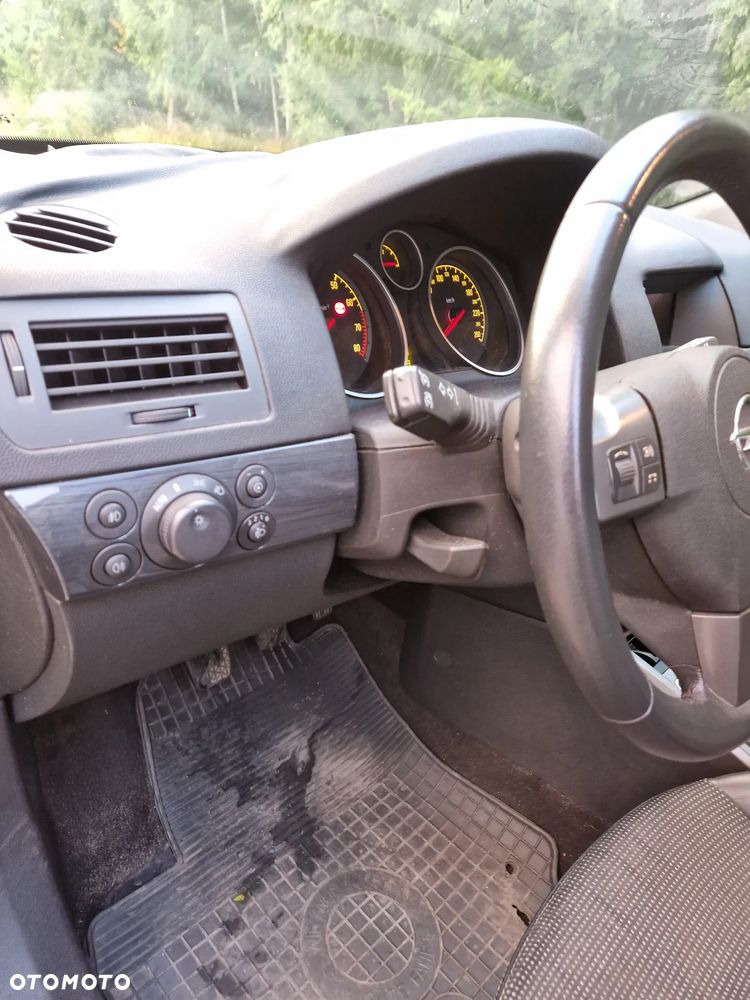 Opel Astra 1.6 Cosmo - 11