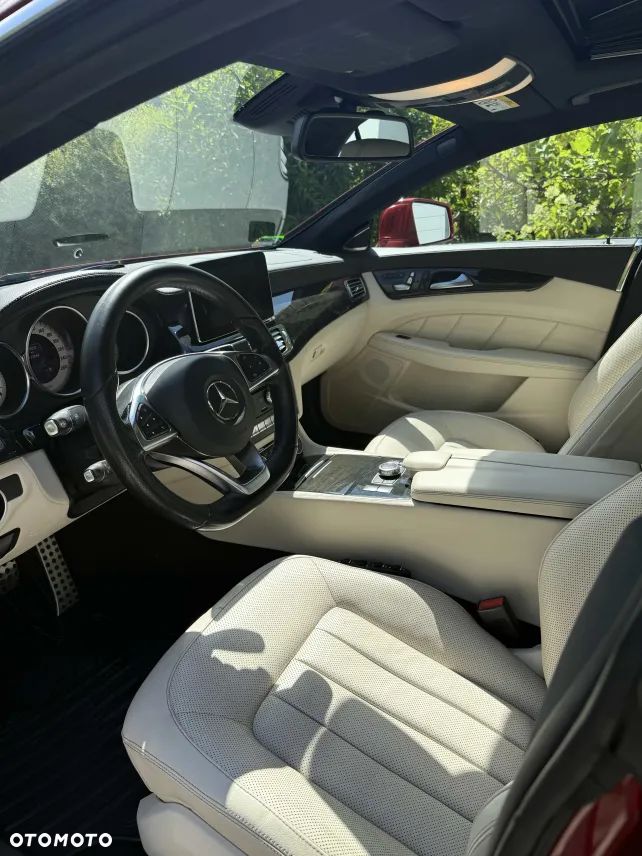 Mercedes-Benz CLS - 9