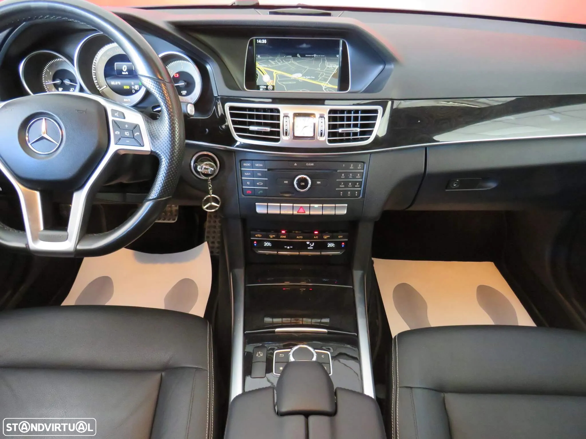 Mercedes-Benz E 250 BlueTEC Avantgarde Auto. - 36