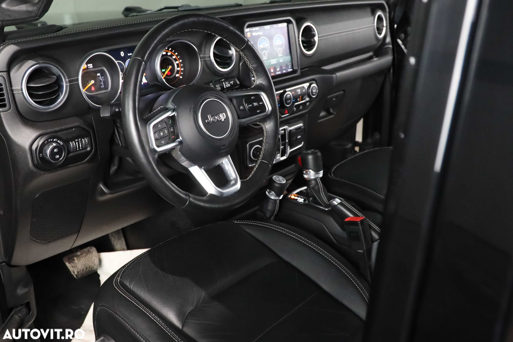 Jeep Wrangler Unlimited 2.2 CRD AT8 Sahara - 8