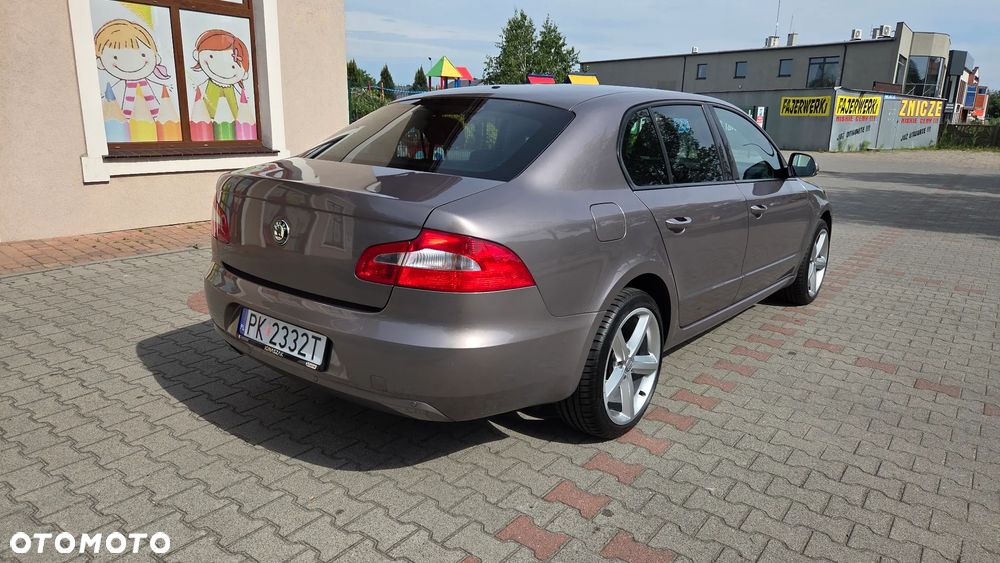 Skoda Superb 1.6 TDI Active - 5