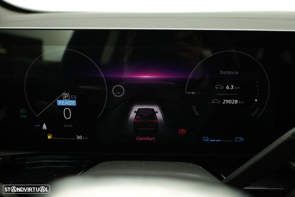 Renault Austral 1.2 E-Tech Iconic Espirit - 15