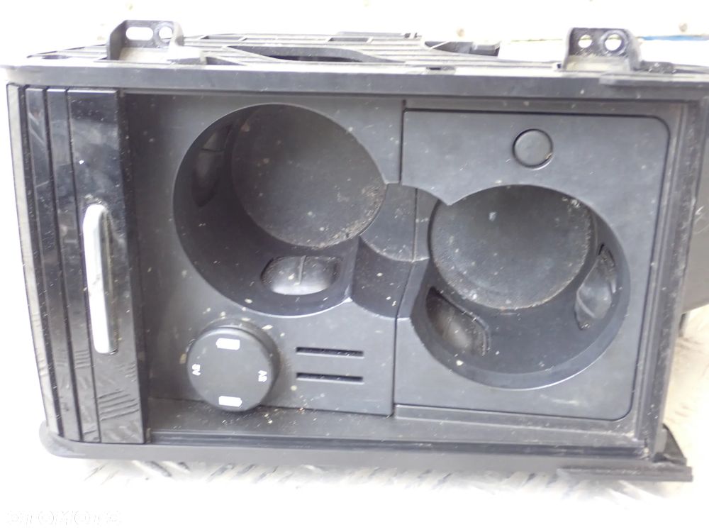 LAND ROVER CZĘŚCI (2-3)- FK72-674A35-AC, 058734001, GJ32-19C089-DA, DPLA-19C097-BA, 6W83-13480-AB, 6G9T-14K131-BB, HK72-19H406, WR09-C01-AA, PAS BEZPIECZEŃSTWA LEWY / PRAWY PRZÓD I LEWY / PRAWY TYŁ, GX63-19C299-AC, EJ32-17080-AD, UCHWYT PODSUFITKI, FK72044A74AB, FK72-14K159-BE, FK72-14K160-BE, FK72-04304-BB8, 2456366, GX63-15C859-DL,HJ32-519A58, FK72-17A881-A, FK72-2B623-AS/ HJ32-14C559-AB/ FK72-045A66-E, HK83-14F026-CF, FK7229148AC, HK7210849BD, FK72-045H62-B, PIANKA BAGAŻNIKA - 32