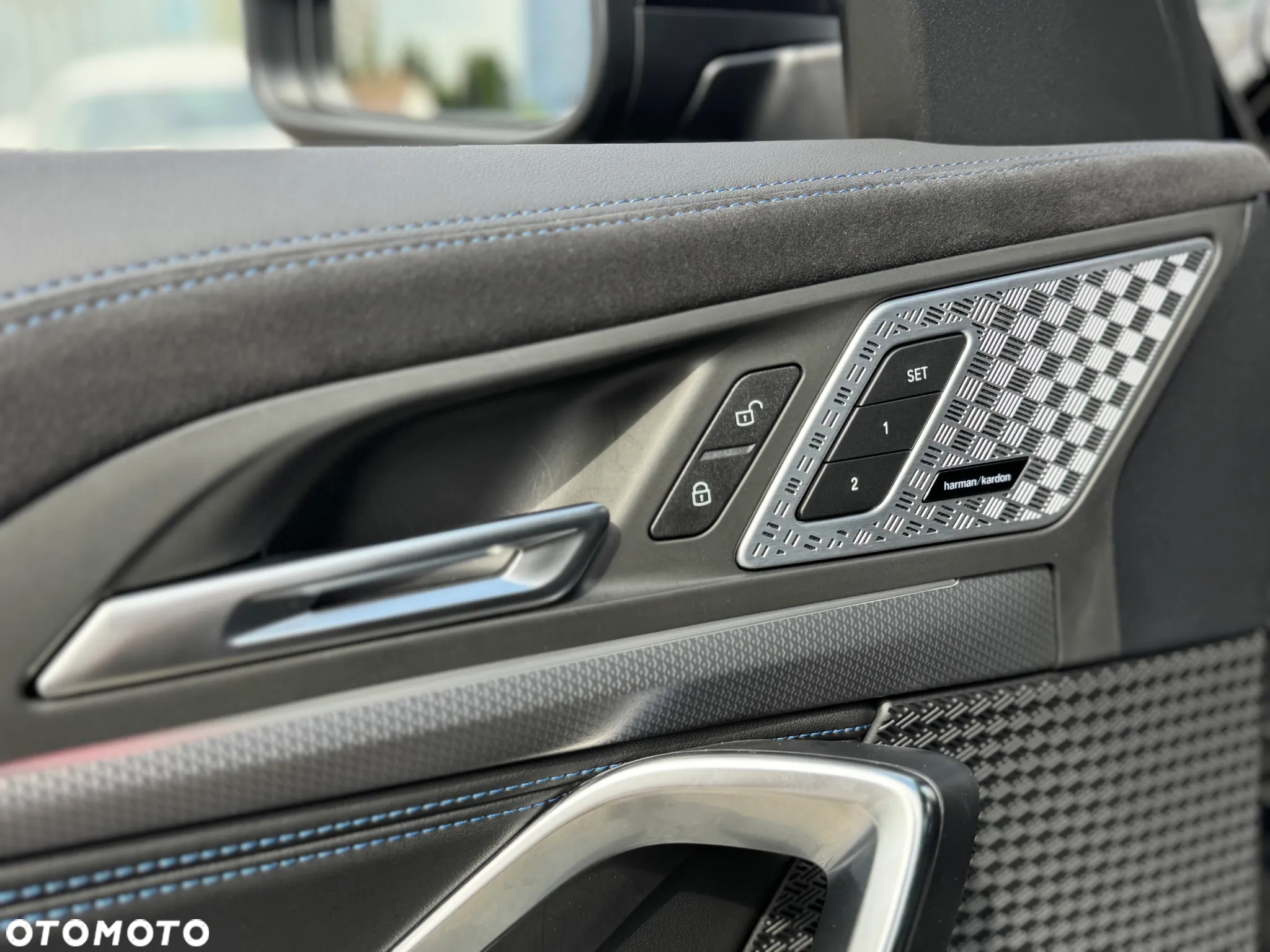 BMW iX2 eDrive20 66.5kWh M Sport - 20