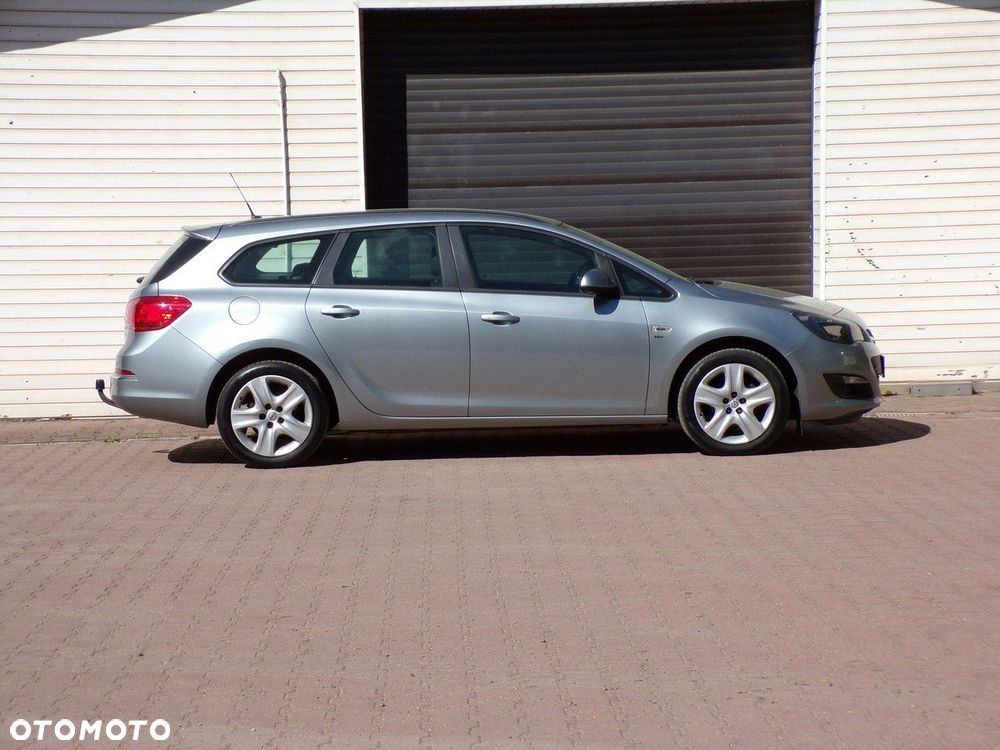 Opel Astra - 4