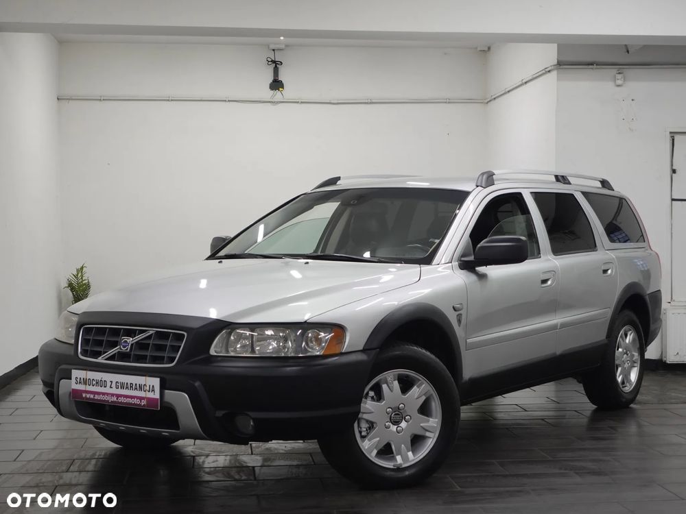 Volvo XC 70 D5 AWD Momentum - 16