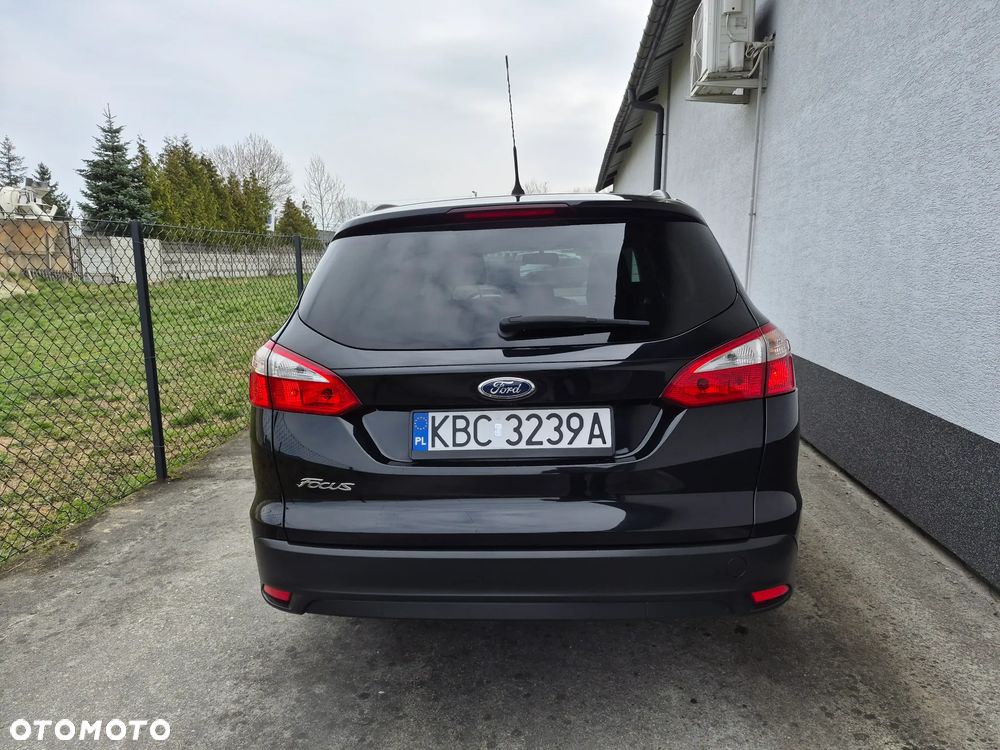 Ford Focus 1.6 TDCi DPF Champions Edition - 4