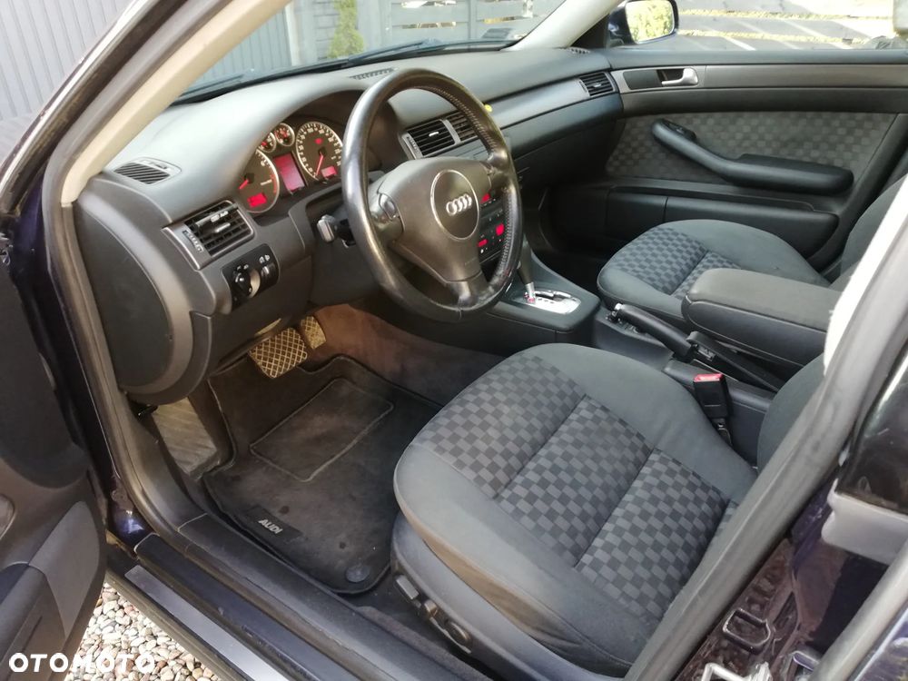 Audi A6 Avant 2.4 Multitronic - 9