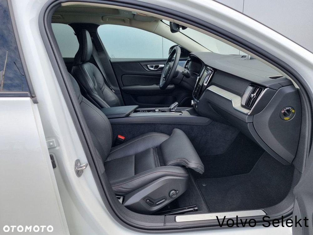 Volvo V60 - 16