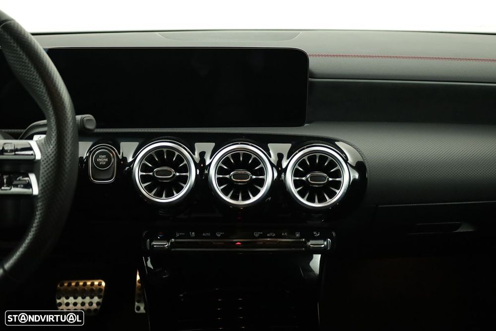 Mercedes-Benz CLA 250 - 10