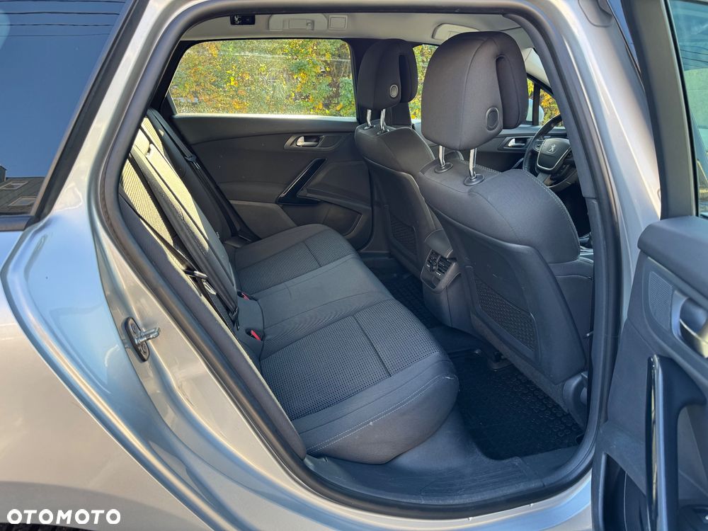 Peugeot 508 1.6 e-THP Active S&S - 23