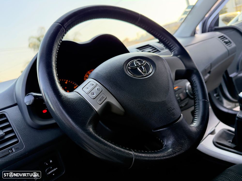 Toyota Corolla 1.4 D-4D - 40