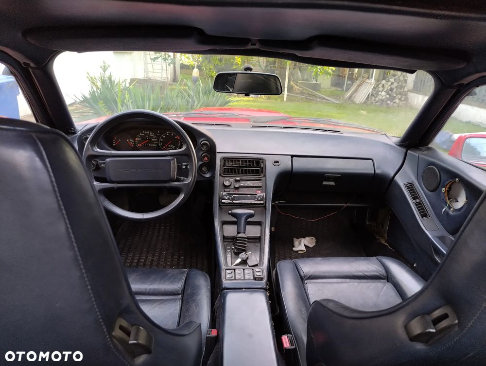 Porsche 928 - 28